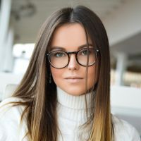 Claudia Content Portrait © Claudia Content (Selfie)